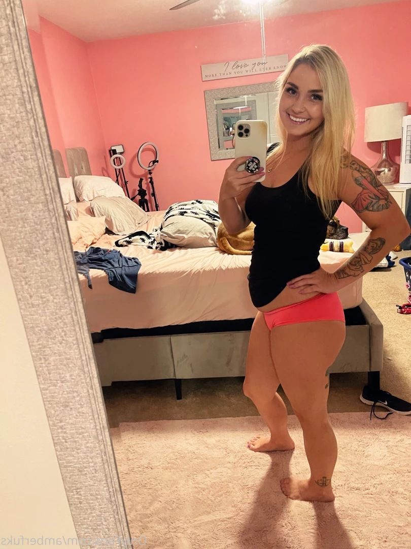 𝗕𝗥𝗨𝗡𝗘𝗧𝗧𝗘 𝗕𝗢𝗠𝗕𝗦𝗛𝗘𝗟𝗟 💣 [ amberfuks ] Onlyfans leaked photo 9993661 on Hotleaks.tv