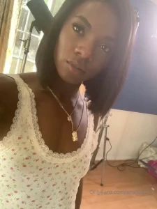 16085768