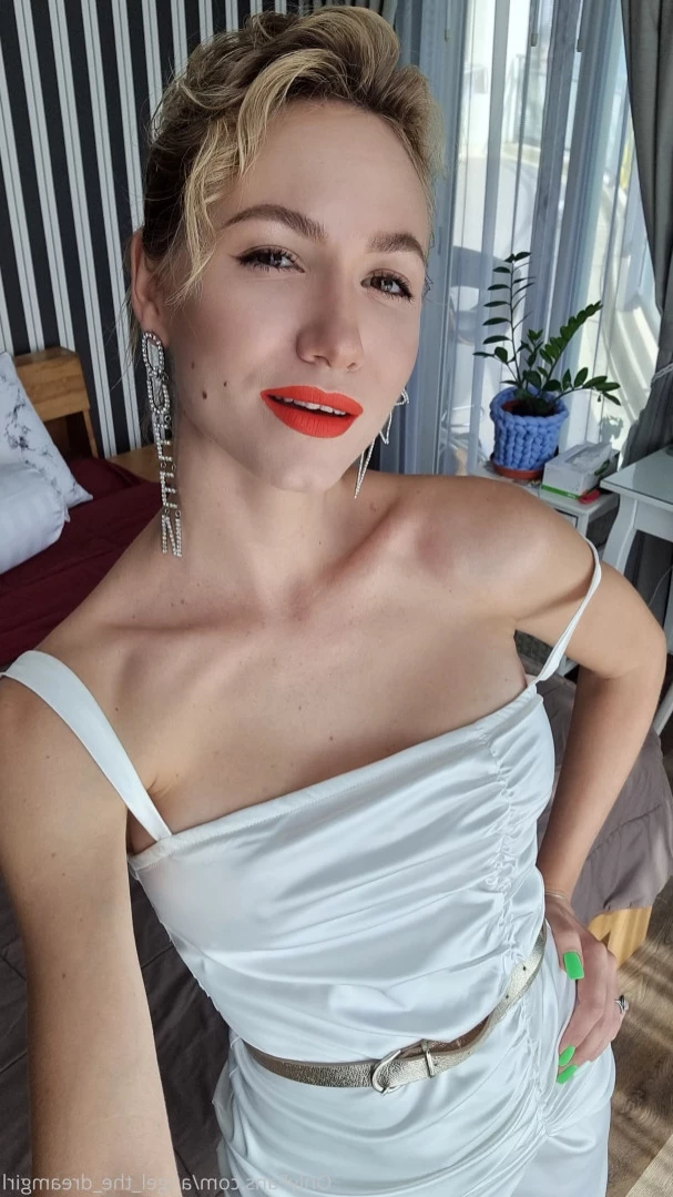 Alice [ angel_the_dreamgirl ] Onlyfans leaked photo 11912754 on Hotleaks.tv