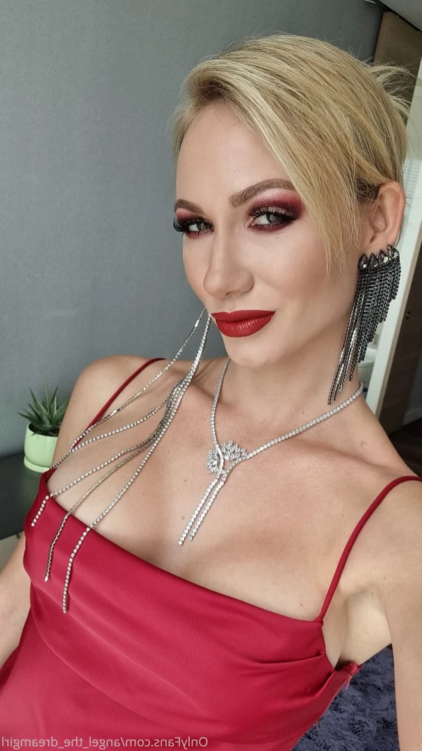 Alice [ angel_the_dreamgirl ] Onlyfans leaked photo 14491930 on Hotleaks.tv
