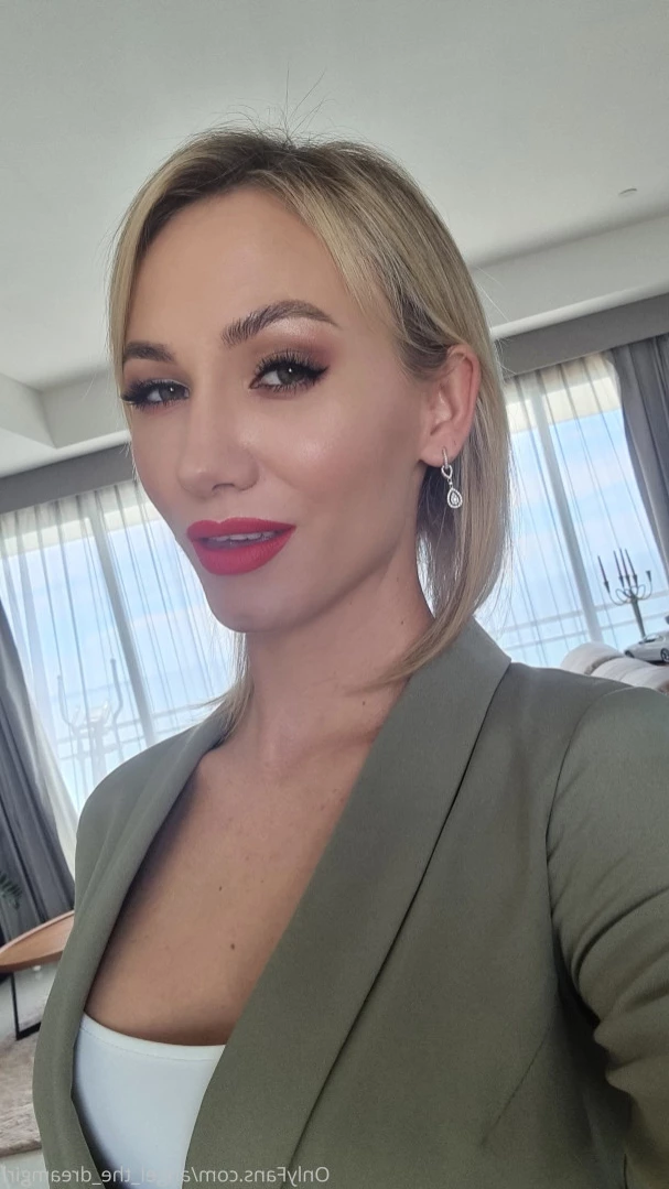 Alice [ angel_the_dreamgirl ] Onlyfans leaked photo 15106800 on Hotleaks.tv