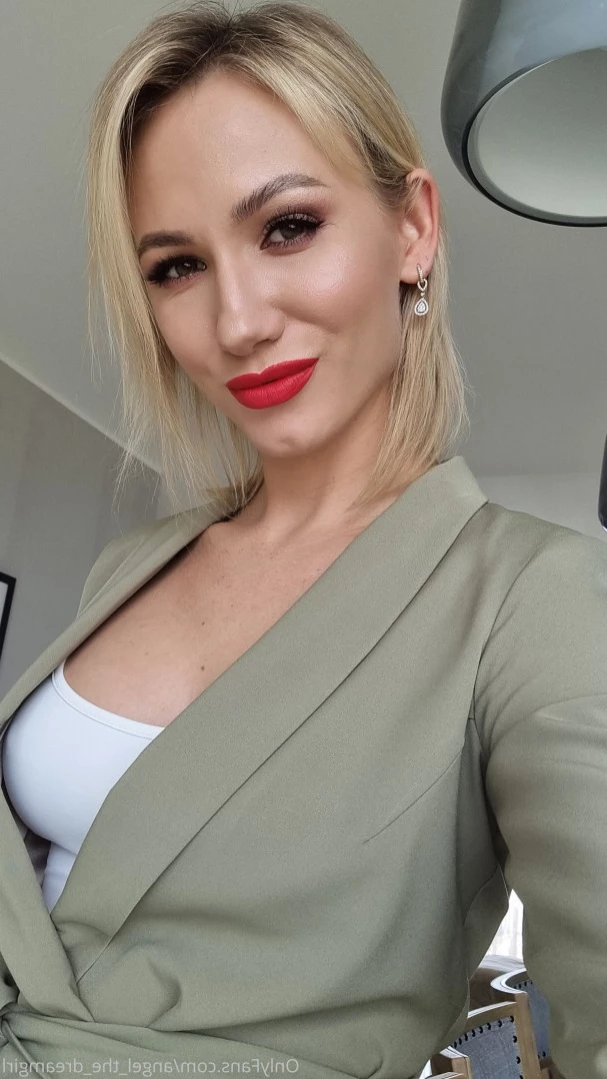 Alice [ angel_the_dreamgirl ] Onlyfans leaked photo 15110379 on Hotleaks.tv