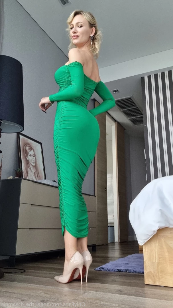Alice [ angel_the_dreamgirl ] Onlyfans leaked photo 15114428 on Hotleaks.tv