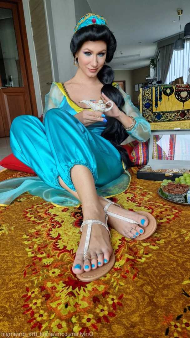 Alice [ angel_the_dreamgirl ] Onlyfans leaked photo 15153279 on Hotleaks.tv