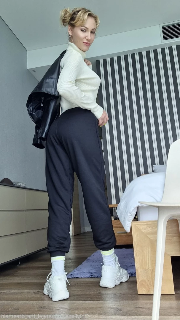 Alice [ angel_the_dreamgirl ] Onlyfans leaked photo 15508108 on Hotleaks.tv