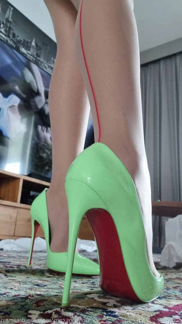 Alice [ angel_the_dreamgirl ] Onlyfans leaked photo 15947814 on Hotleaks.tv