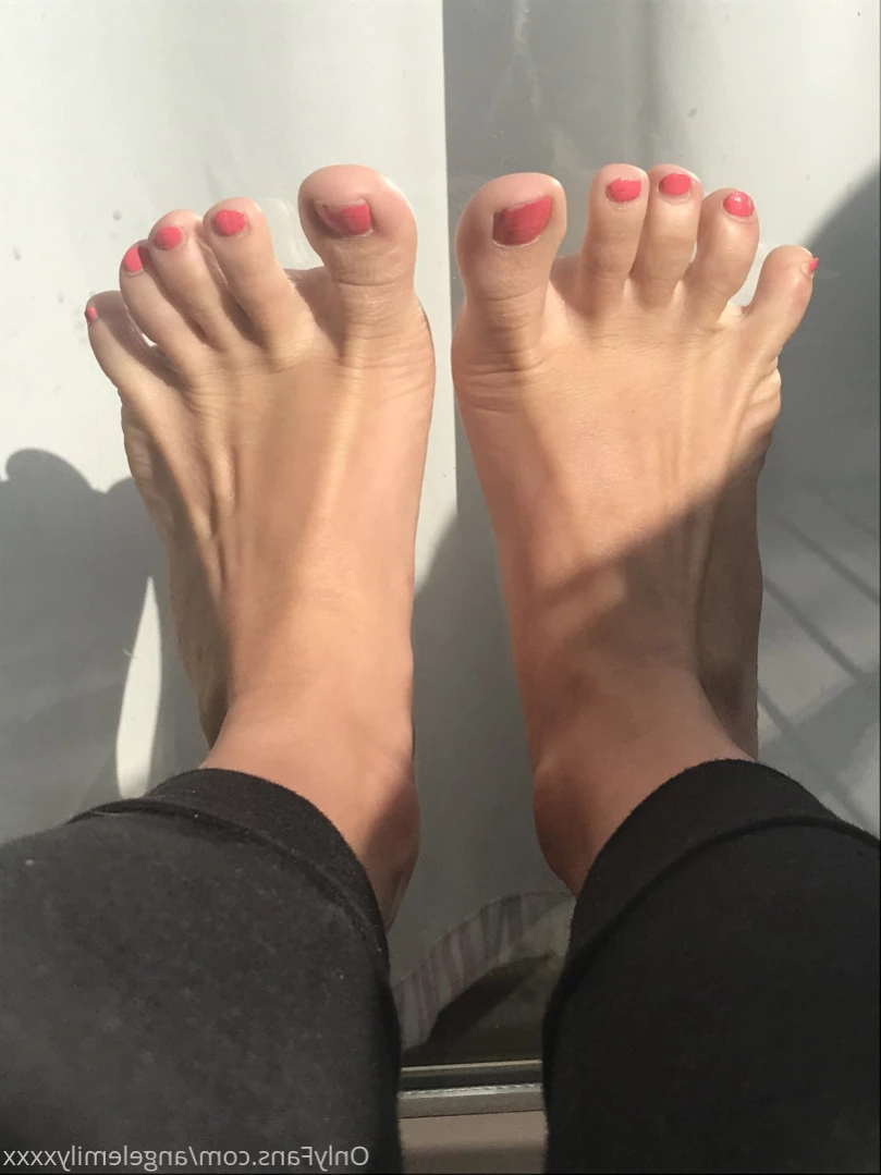Angel Emily [ angelemilyxxxx ] Onlyfans leaked photo 14041912 on Hotleaks.tv