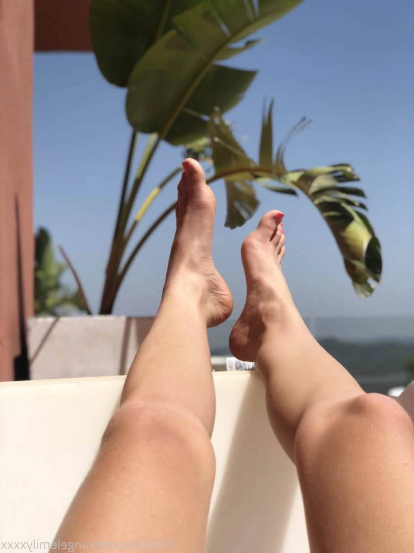 Angel Emily [ angelemilyxxxx ] Onlyfans leaked photo 15108064 on Hotleaks.tv