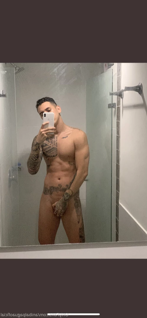 Anibal pagua [ anibalpaguaoficial ] Onlyfans leaked photo 12453519 on Hotleaks.tv