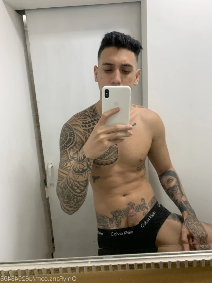 Anibal pagua [ anibalpaguaoficial ] Onlyfans leaked photo 13059350 on Hotleaks.tv