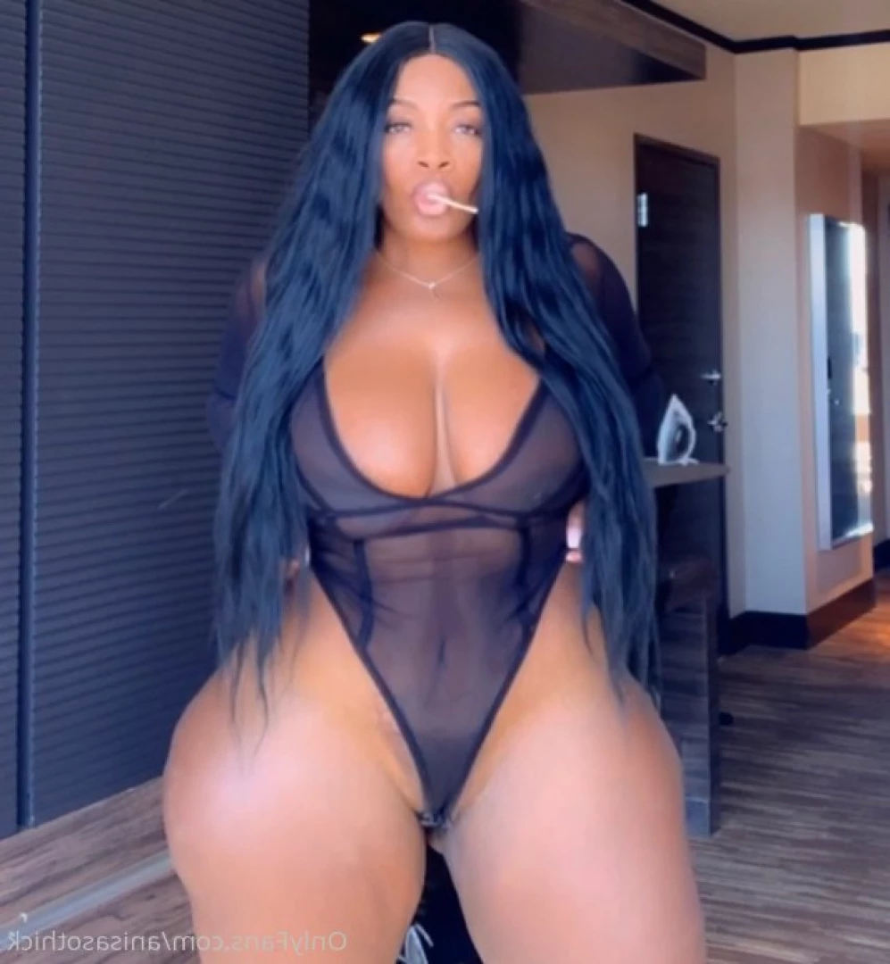 anisasothick Onlyfans leaked photo 8975682 on Hotleaks.tv