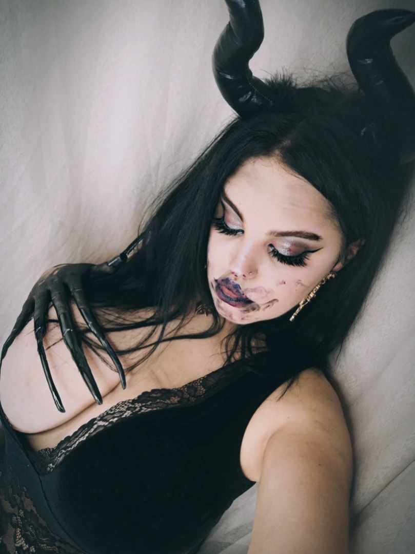 Anna  Sivona 👑 [ annasivona ] Onlyfans leaked photo 16510345 on Hotleaks.tv