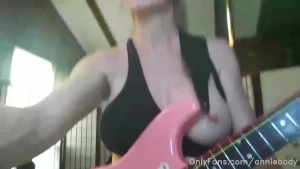 Annie Body [ anniebody ] Onlyfans leaked video 14527271 on Hotleaks.tv