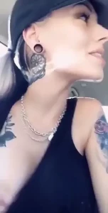 1405644