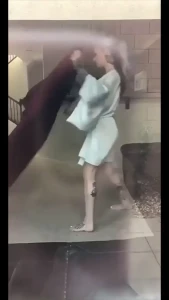 1405671