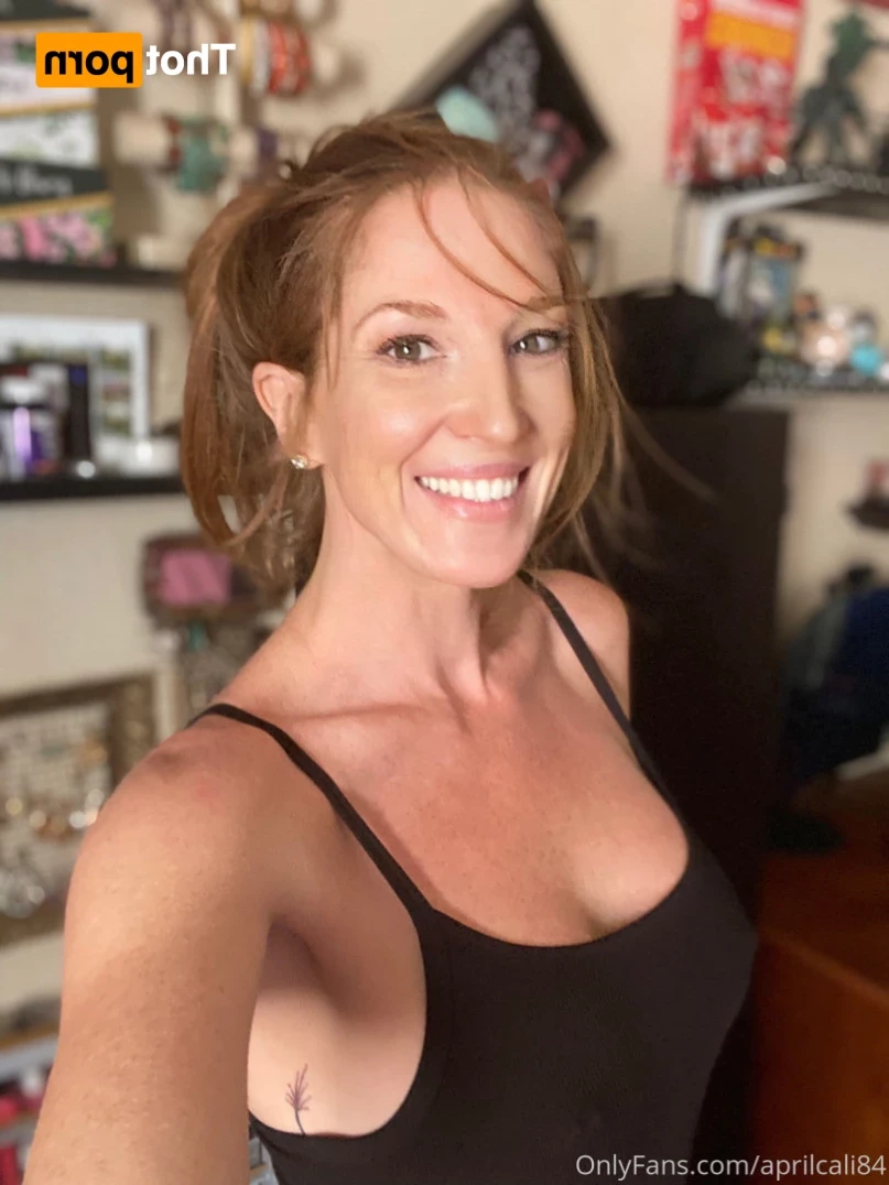 aprilcali84 Onlyfans leaked photo 12710610 on Hotleaks.tv