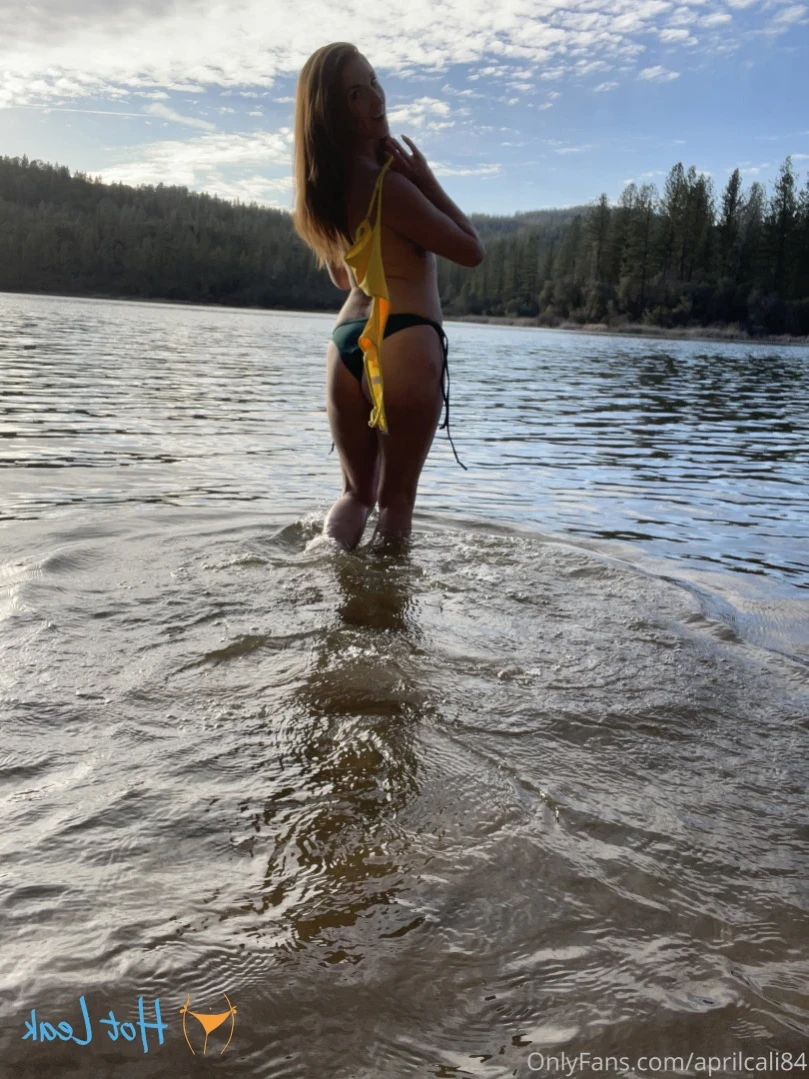 aprilcali84 Onlyfans leaked photo 12916703 on Hotleaks.tv
