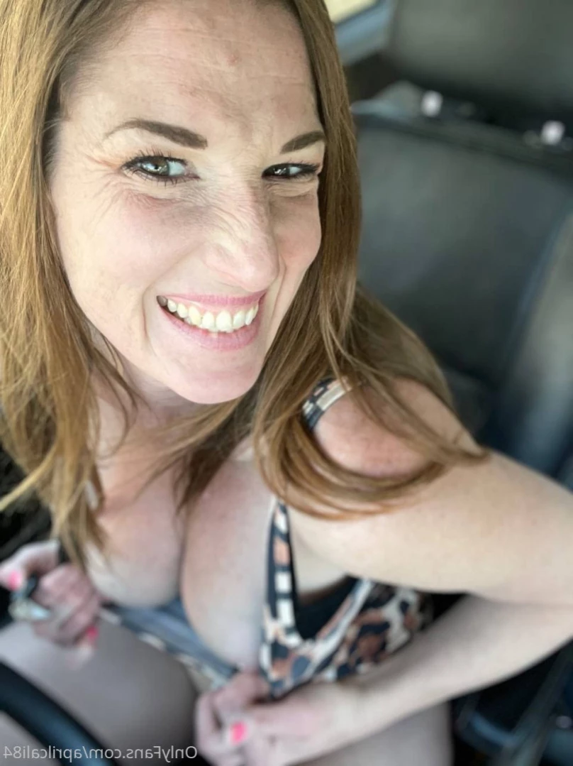 aprilcali84 Onlyfans leaked photo 13068847 on Hotleaks.tv