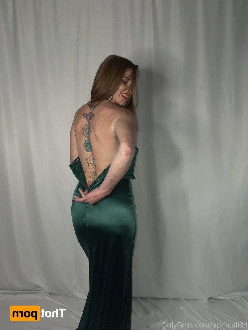 aprilcali84 Onlyfans leaked photo 13229274 on Hotleaks.tv