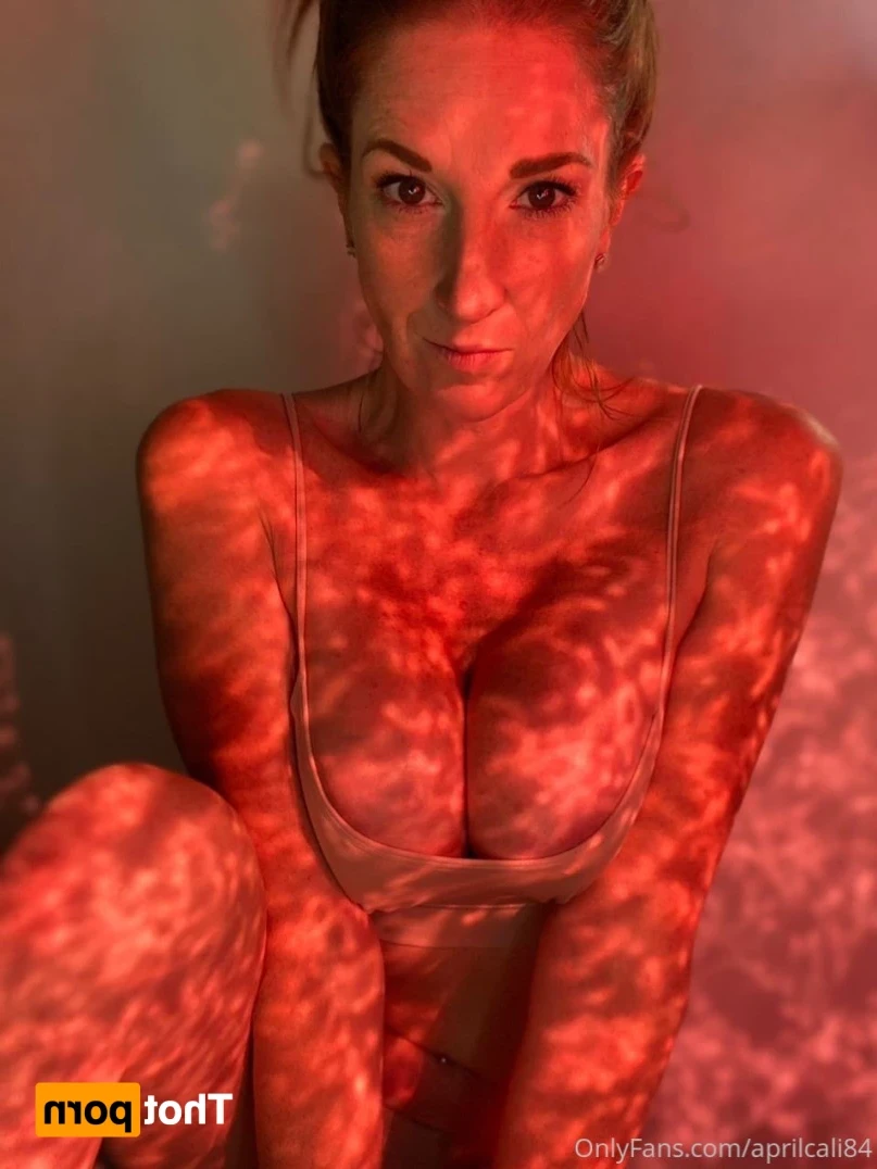 aprilcali84 Onlyfans leaked photo 13247579 on Hotleaks.tv