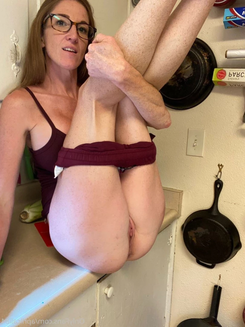aprilcali84 Onlyfans leaked photo 13285483 on Hotleaks.tv