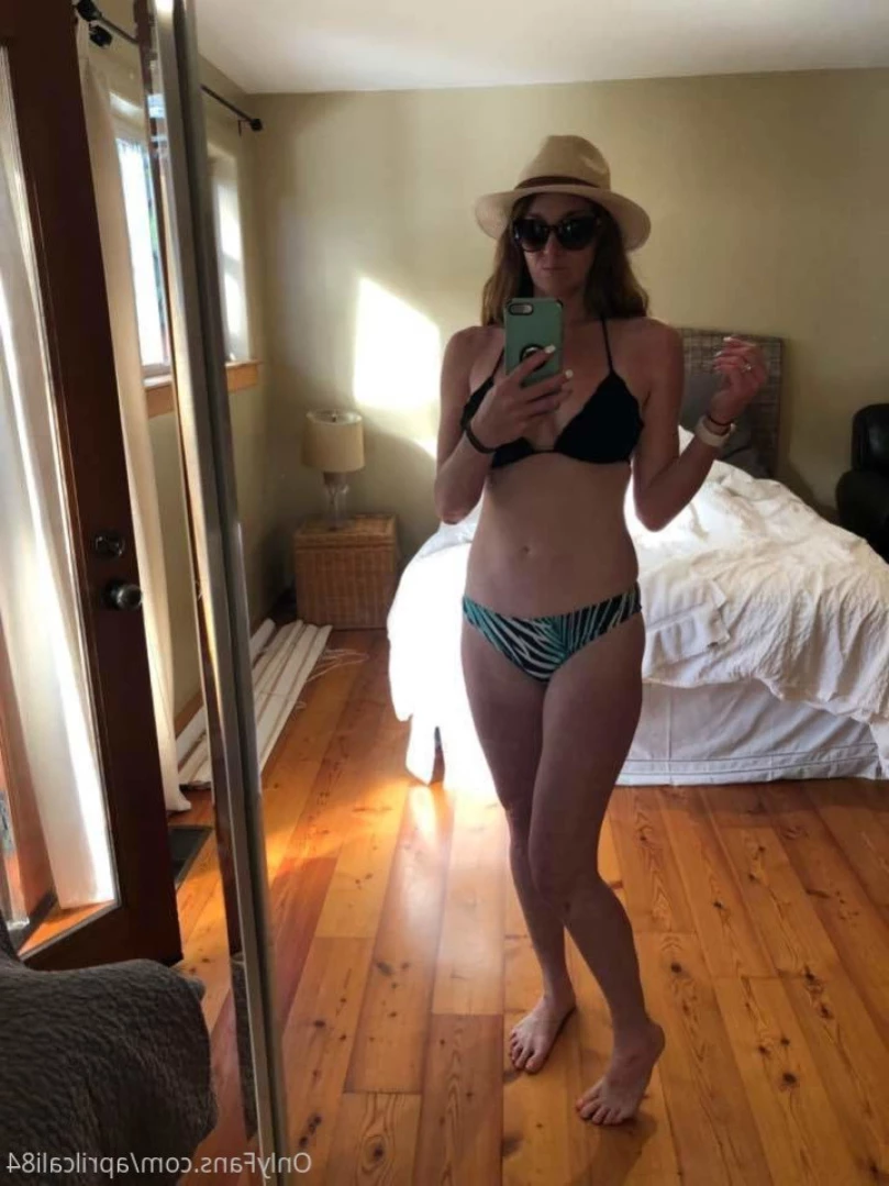 aprilcali84 Onlyfans leaked photo 13326926 on Hotleaks.tv