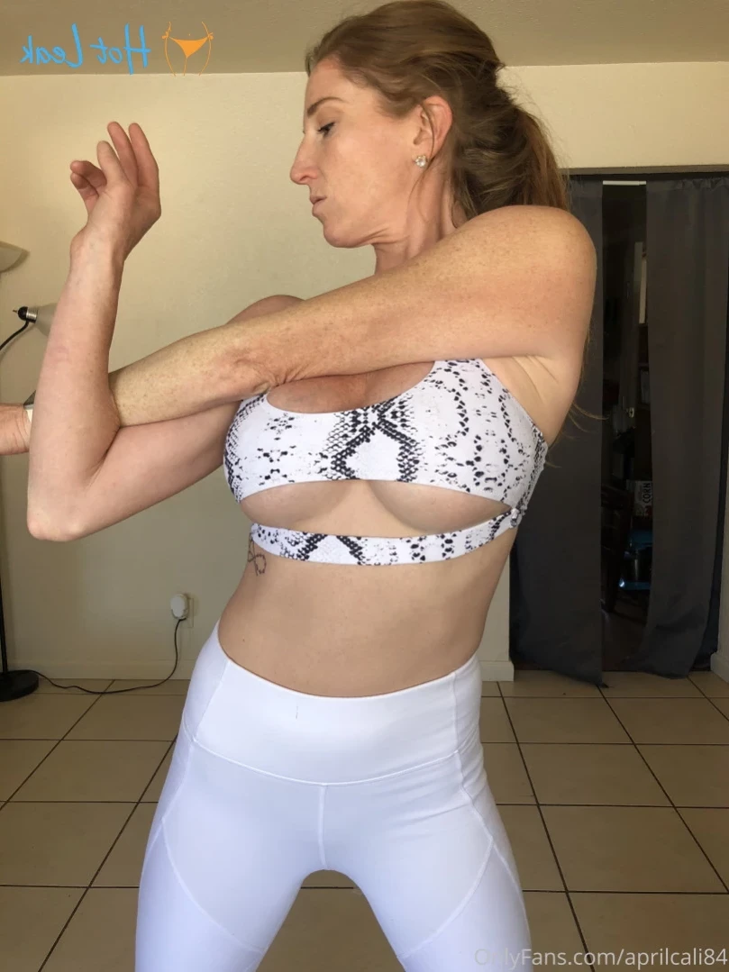 aprilcali84 Onlyfans leaked photo 14639782 on Hotleaks.tv