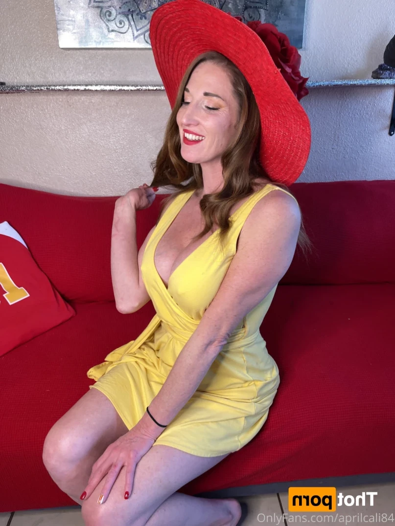 aprilcali84 Onlyfans leaked photo 14710291 on Hotleaks.tv