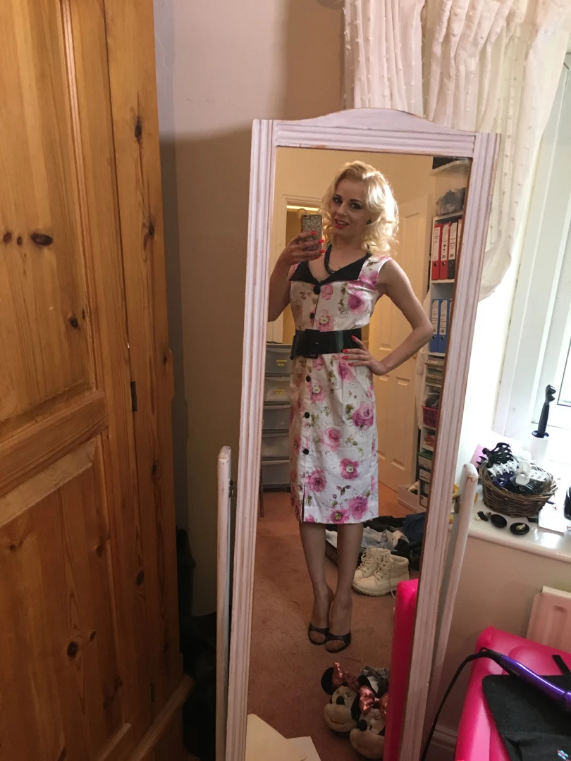 April Paisley OFFICIAL [ aprilpaisleyofficial ] Onlyfans leaked photo 8948399 on Hotleaks.tv