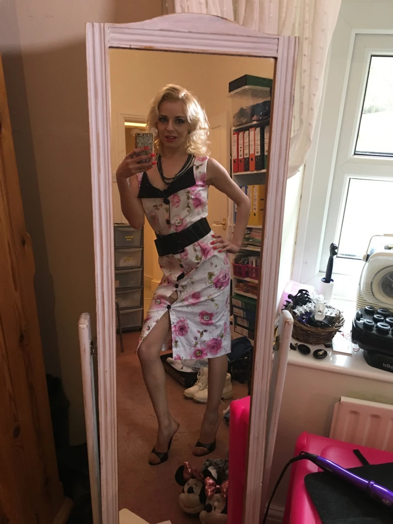 April Paisley OFFICIAL [ aprilpaisleyofficial ] Onlyfans leaked photo 8949669 on Hotleaks.tv