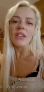 April Paisley OFFICIAL [ aprilpaisleyofficial ] Onlyfans leaked video 11506332 on Hotleaks.tv