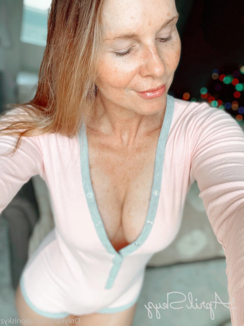 aprilskyz Onlyfans leaked photo 12569910 on Hotleaks.tv