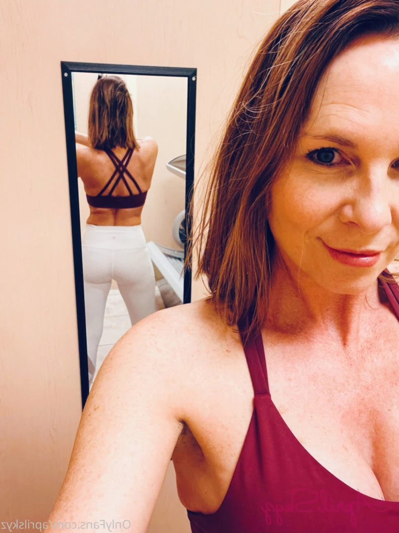 aprilskyz Onlyfans leaked photo 13064456 on Hotleaks.tv
