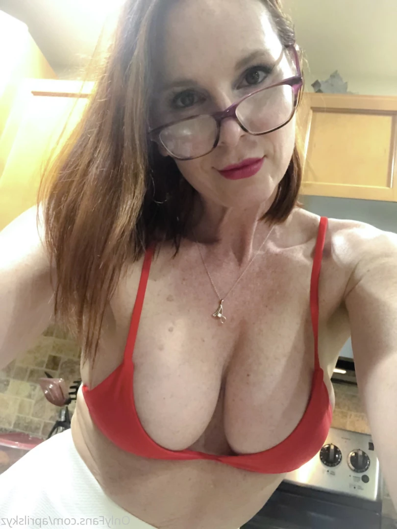 aprilskyz Onlyfans leaked photo 16061645 on Hotleaks.tv