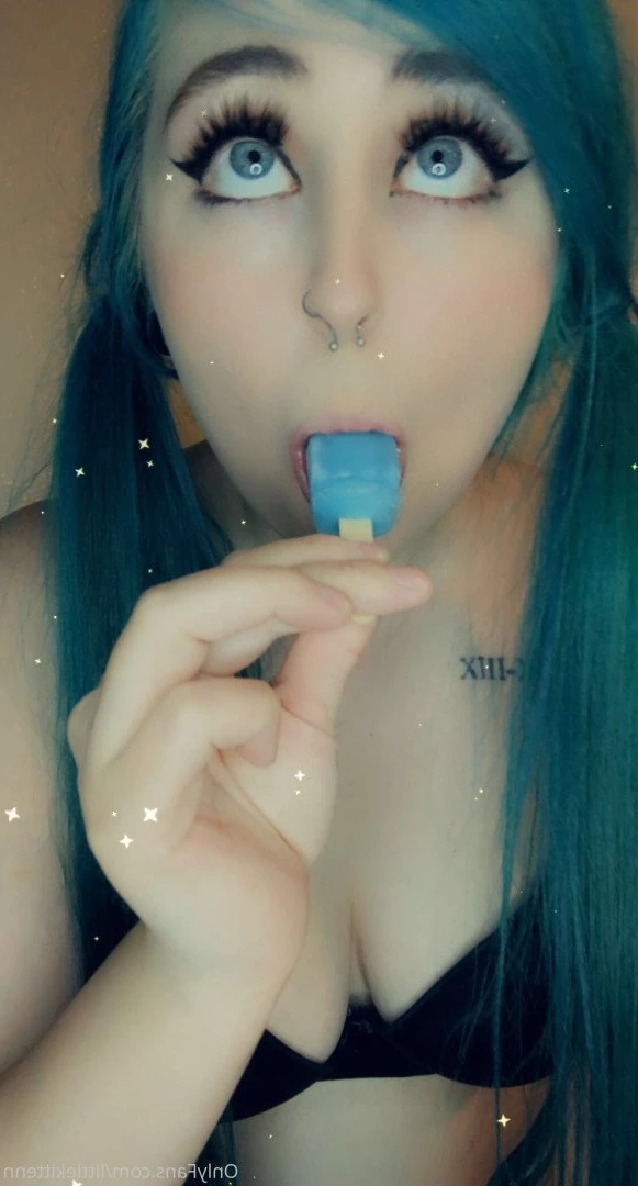 𝔅𝔞𝔟𝔶𝔤𝔦𝔯𝔩 | 𝔱𝔬𝔭 1.5% [ littlekittenn ] Onlyfans leaked photo 3978670 on Hotleaks.tv
