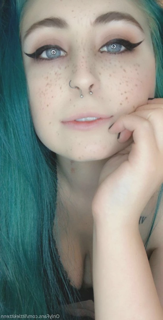 𝔅𝔞𝔟𝔶𝔤𝔦𝔯𝔩 | 𝔱𝔬𝔭 1.5% [ littlekittenn ] Onlyfans leaked photo 3985404 on Hotleaks.tv