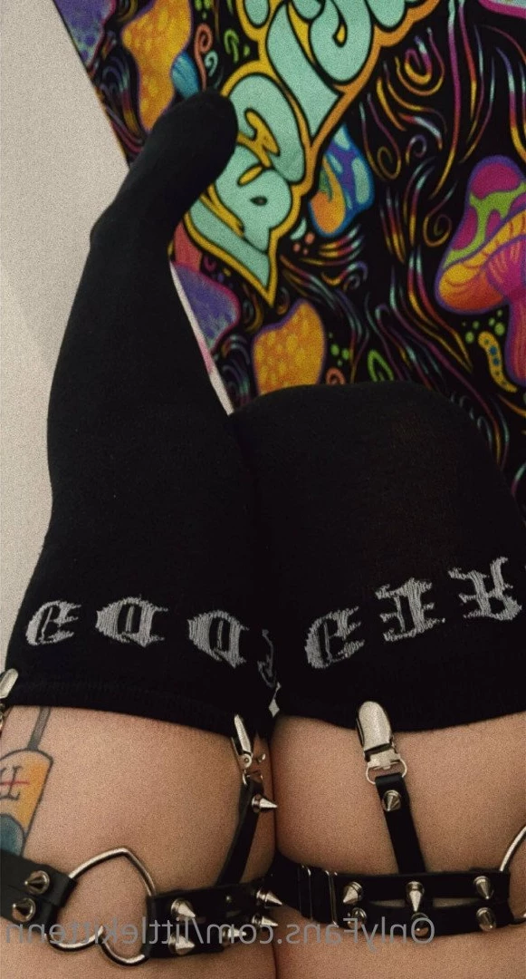 𝔅𝔞𝔟𝔶𝔤𝔦𝔯𝔩 | 𝔱𝔬𝔭 1.5% [ littlekittenn ] Onlyfans leaked photo 3990173 on Hotleaks.tv