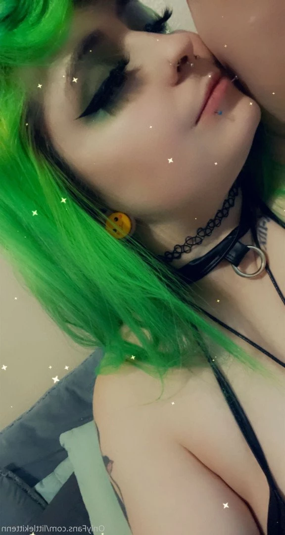 𝔅𝔞𝔟𝔶𝔤𝔦𝔯𝔩 | 𝔱𝔬𝔭 1.5% [ littlekittenn ] Onlyfans leaked photo 3991182 on Hotleaks.tv