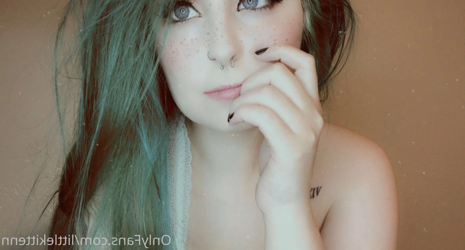 𝔅𝔞𝔟𝔶𝔤𝔦𝔯𝔩 | 𝔱𝔬𝔭 1.5% [ littlekittenn ] Onlyfans leaked photo 4006592 on Hotleaks.tv