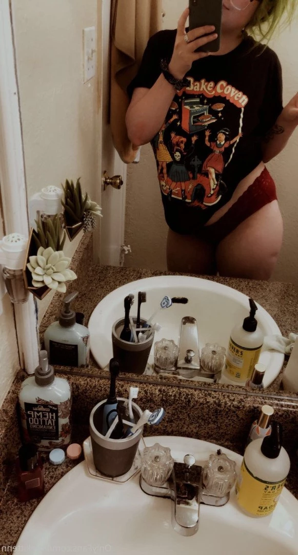 𝔅𝔞𝔟𝔶𝔤𝔦𝔯𝔩 | 𝔱𝔬𝔭 1.5% [ littlekittenn ] Onlyfans leaked photo 4014104 on Hotleaks.tv