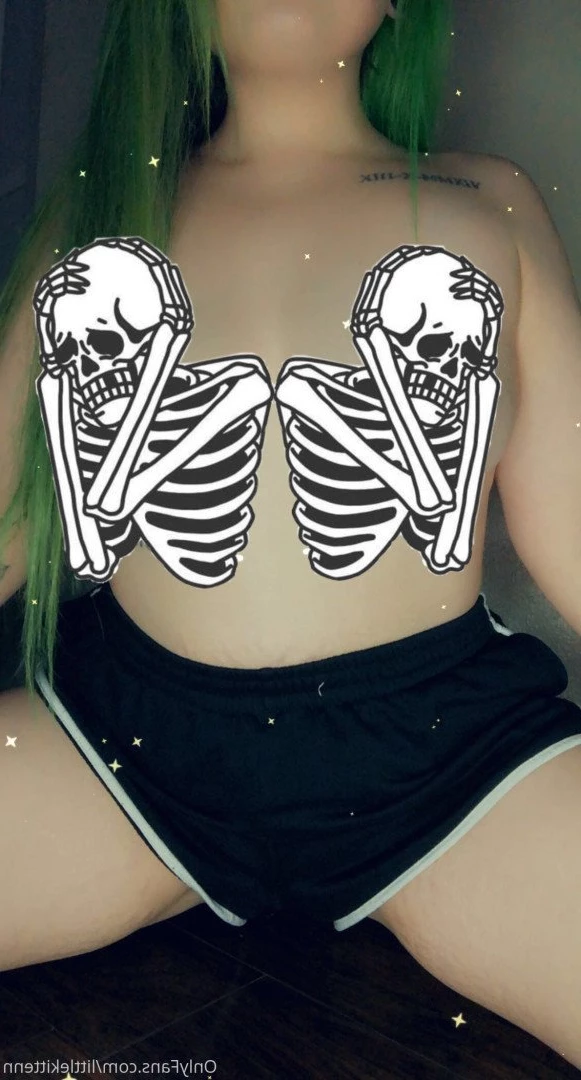 𝔅𝔞𝔟𝔶𝔤𝔦𝔯𝔩 | 𝔱𝔬𝔭 1.5% [ littlekittenn ] Onlyfans leaked photo 4015675 on Hotleaks.tv