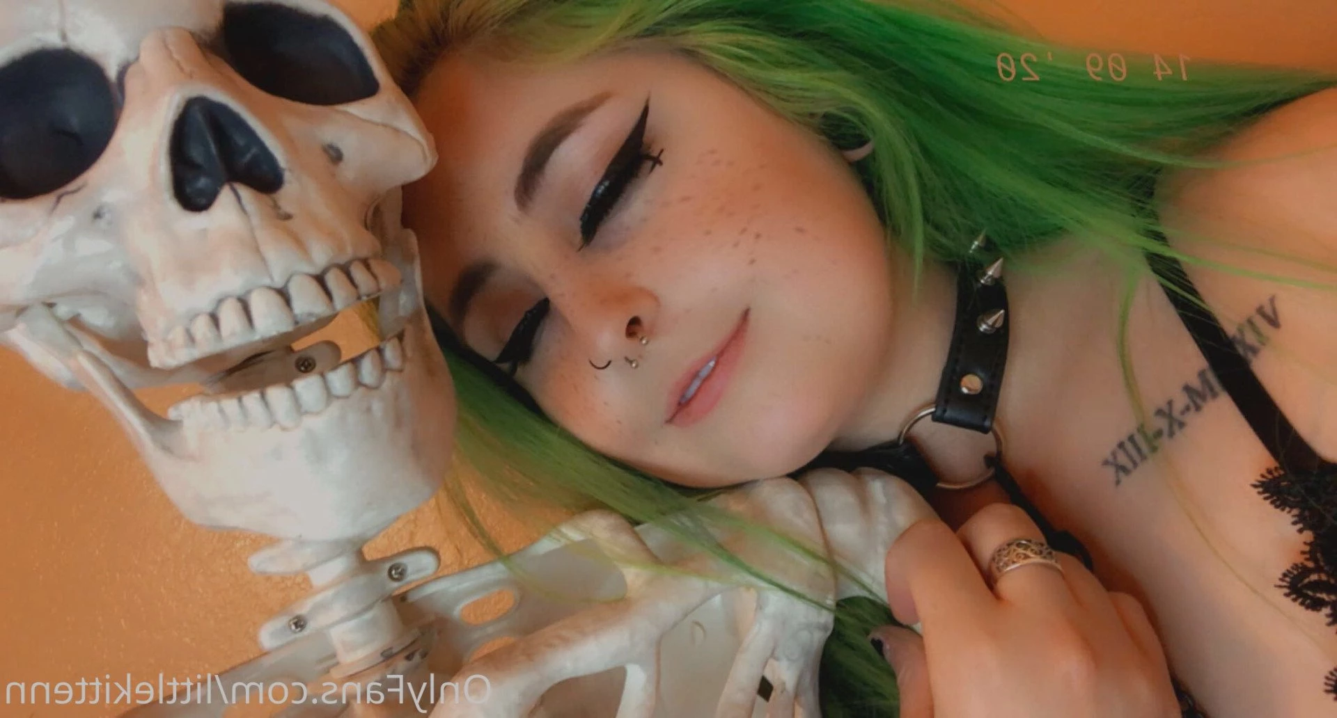 𝔅𝔞𝔟𝔶𝔤𝔦𝔯𝔩 | 𝔱𝔬𝔭 1.5% [ littlekittenn ] Onlyfans leaked photo 4016788 on Hotleaks.tv