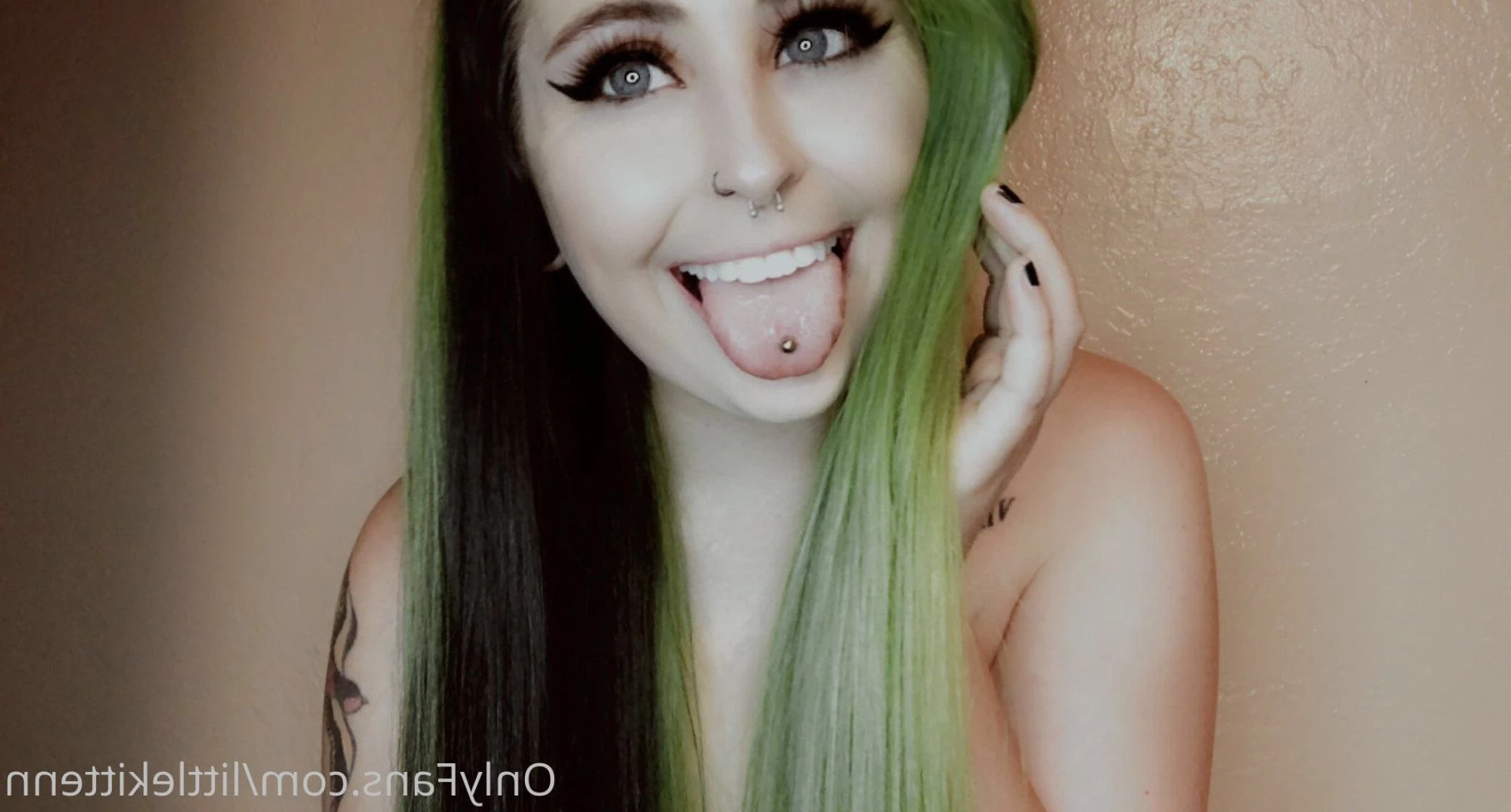 𝔅𝔞𝔟𝔶𝔤𝔦𝔯𝔩 | 𝔱𝔬𝔭 1.5% [ littlekittenn ] Onlyfans leaked photo 4017154 on Hotleaks.tv