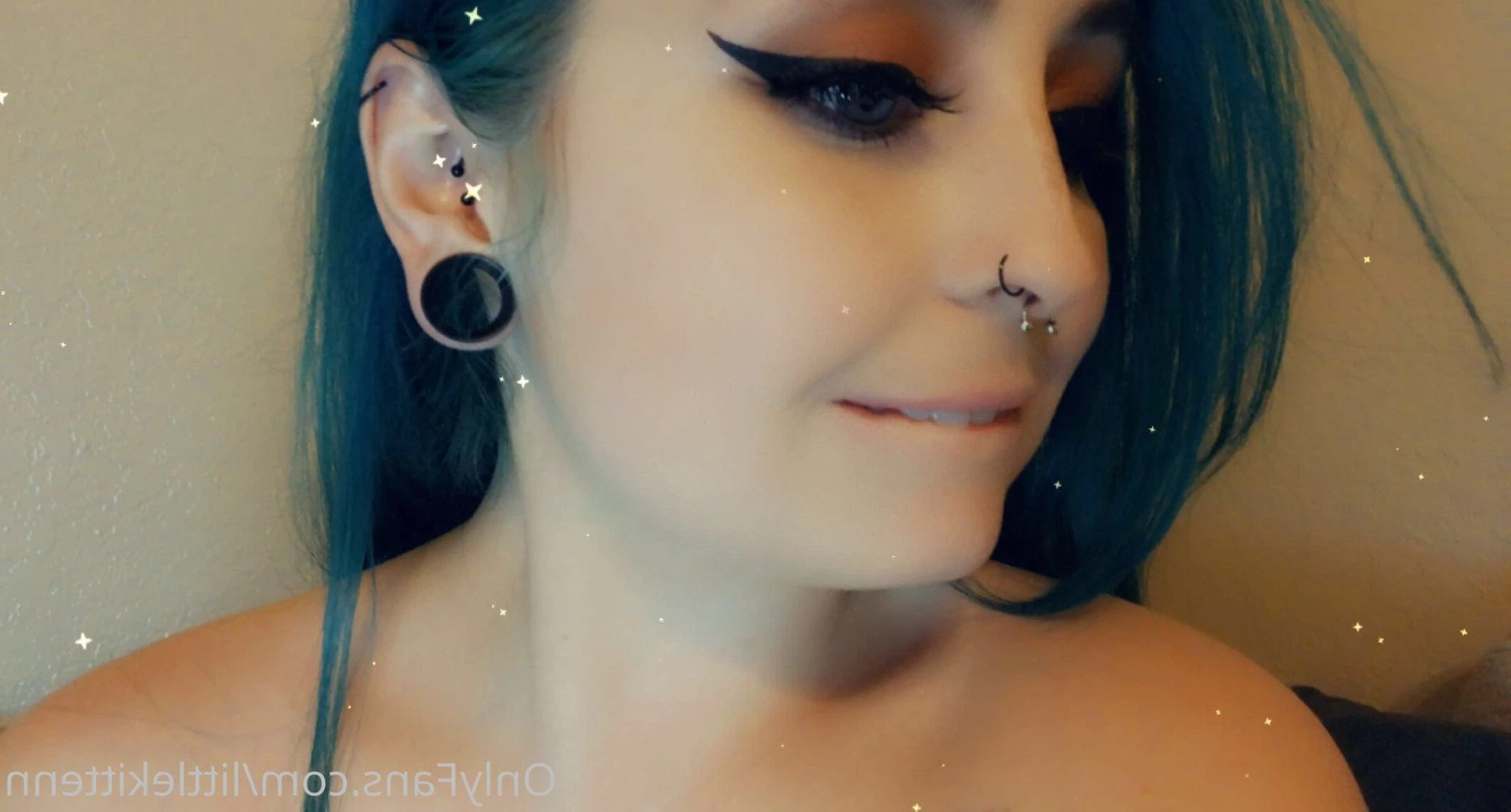𝔅𝔞𝔟𝔶𝔤𝔦𝔯𝔩 | 𝔱𝔬𝔭 1.5% [ littlekittenn ] Onlyfans leaked photo 4018221 on Hotleaks.tv