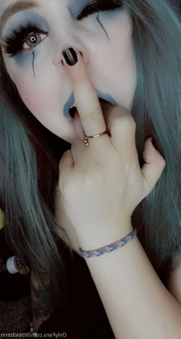 𝔅𝔞𝔟𝔶𝔤𝔦𝔯𝔩 | 𝔱𝔬𝔭 1.5% [ littlekittenn ] Onlyfans leaked photo 4021234 on Hotleaks.tv