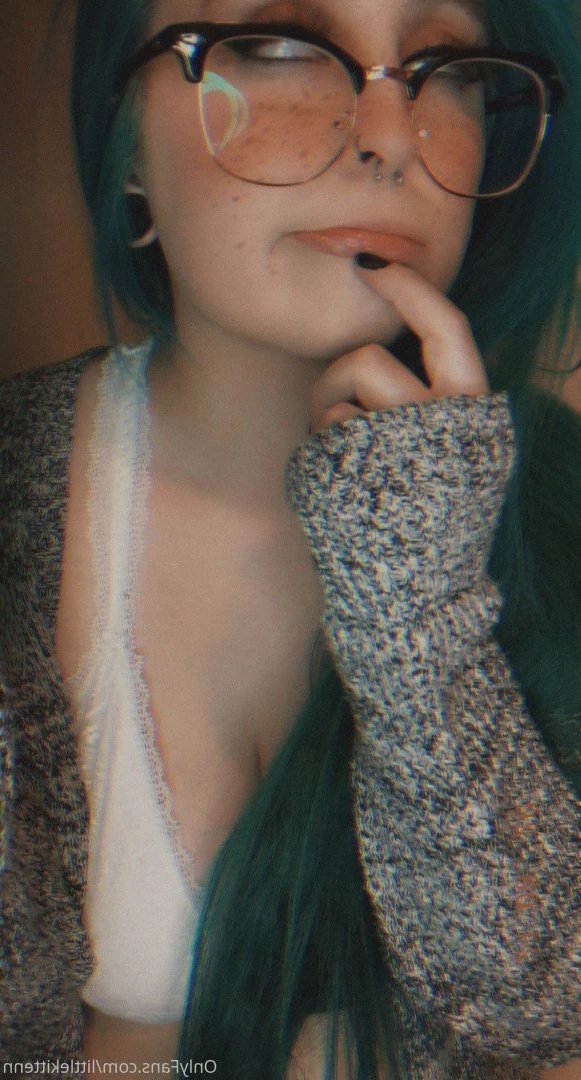 𝔅𝔞𝔟𝔶𝔤𝔦𝔯𝔩 | 𝔱𝔬𝔭 1.5% [ littlekittenn ] Onlyfans leaked photo 4033894 on Hotleaks.tv