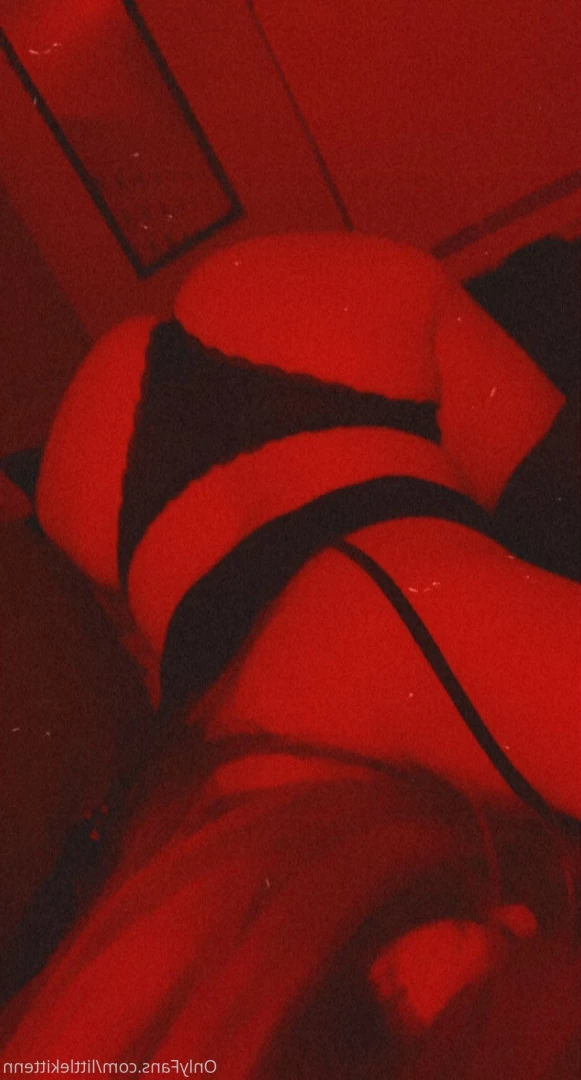 𝔅𝔞𝔟𝔶𝔤𝔦𝔯𝔩 | 𝔱𝔬𝔭 1.5% [ littlekittenn ] Onlyfans leaked photo 6656659 on Hotleaks.tv