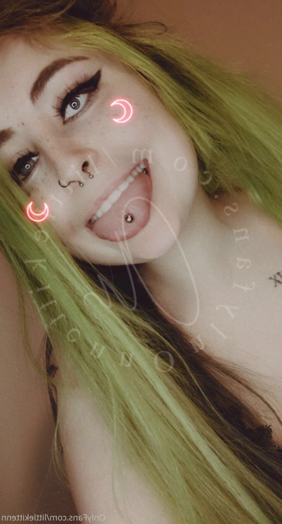 𝔅𝔞𝔟𝔶𝔤𝔦𝔯𝔩 | 𝔱𝔬𝔭 1.5% [ littlekittenn ] Onlyfans leaked photo 6656925 on Hotleaks.tv