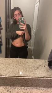 1630464
