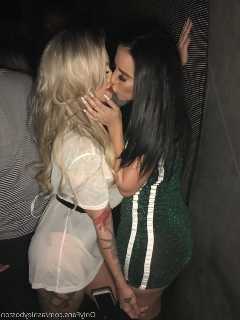 Ashley B [ ashleyboston ] Onlyfans leaked photo 16188808 on Hotleaks.tv